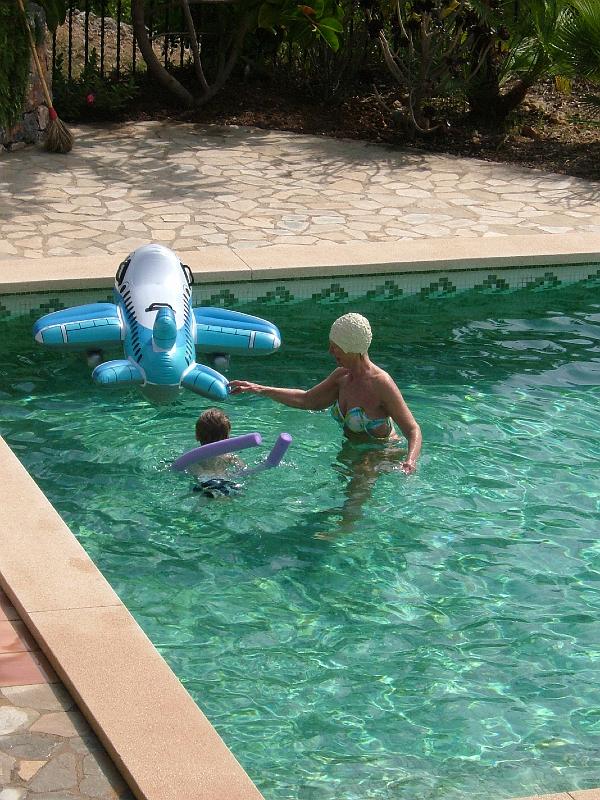 CundT2007_0910AE.JPG - Schwimmflugstunde, seit Generationen durch Gis